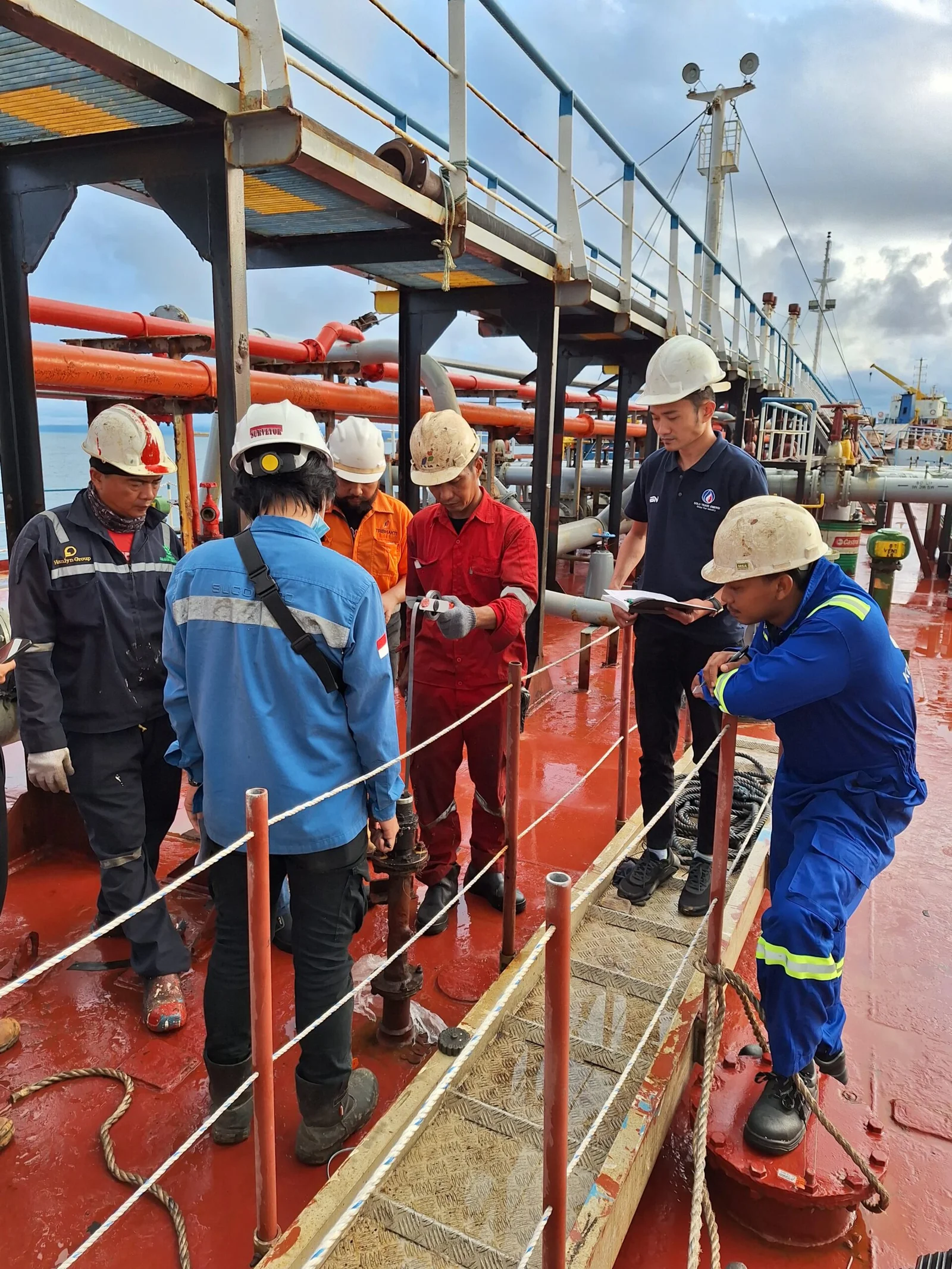 PROSES SOUNDING DI JETTY WEDA BAY (IWIP) 2
